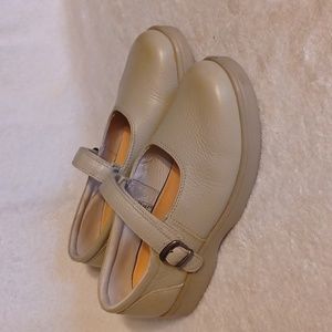 Dr. Comfort MerryJane leather diabetic and arthritis shoes women's size …